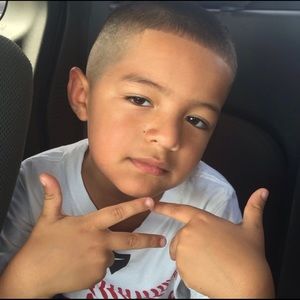 Meet your Posher, Damian